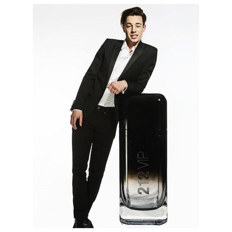 perfume-masculino-212-vip-black-men-eau-de-perfum-for-men-100ml_6